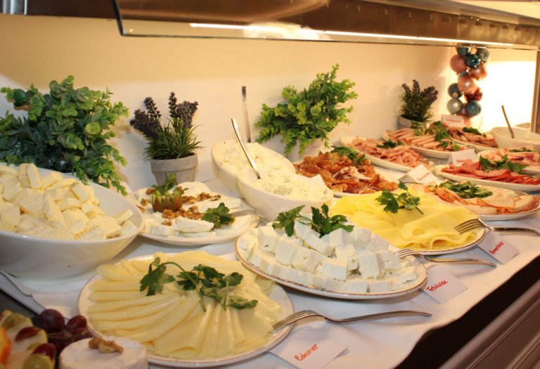 Mittagsbuffet" Hannover"